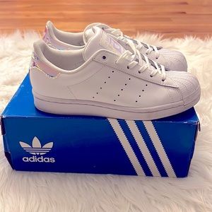 Kids Iridescent Adidas Stan Smith’s Sneakers